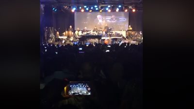 عمر خيرت يحيى حفلا موسيقيا في ساقية الصاوي (فيديو)