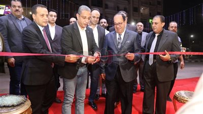 محافظ سوهاج يفتتح معرض 