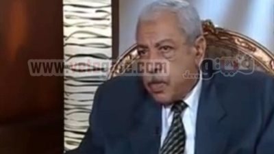 بلاغ يتهم العيسوى بإجبار مساعده على الاستقالة بعد شهادته ضد مبارك