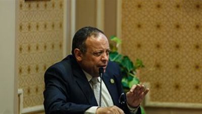 برلماني يتقدم بمشروع قانون لتعيين حملة الماجستير والدكتوراه