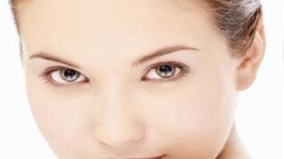 الخميرة والحليب لبشرة مضيئة ومشرقة طوال الصيف