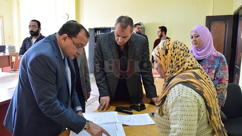  الدكتور منصور حسن،