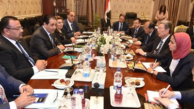 تفاصيل لقاء 