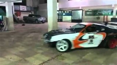 بالفيديو.. أجمد «تفحيط» لبطل سباقات «ريد بُل كار بارك دريفت»