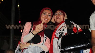 بالصور.. جمهور الزمالك يقطع طريق كوبري 15 مايو للاحتفال بالدوري