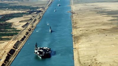 وفد ممثلي المصريين بالخارج يزور قناة السويس الجديدة