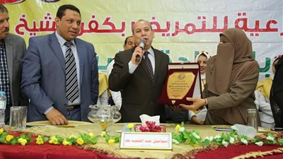 تكريم 250 ممرضة مثالية بالمنشآت الصحية بكفر الشيخ (صور)