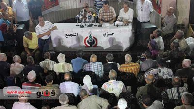 بالصور.. توقف مؤتمر 