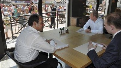 ردود أفعال النشطاء على زيارة 