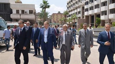 محافظ الإسماعيلية ومساعدا وزير العدل يفتتحون مقر محكمة الأسرة الجديد (صور)