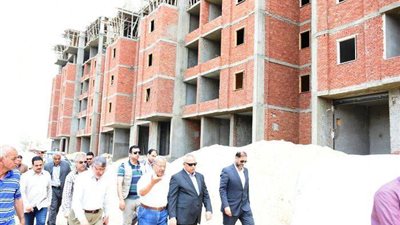 محافظ الشرقية يشدد على سرعة الانتهاء من مشروع العصلوجي (صور)