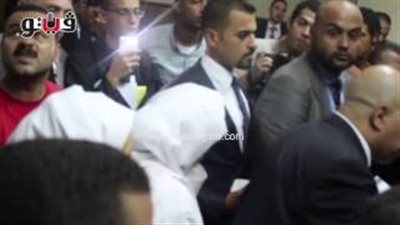 بالفيديو.. دفاع «شاكيرا»: «لو هتحاسبوا موكلتي لازم تحاكموا كل الفنانين»