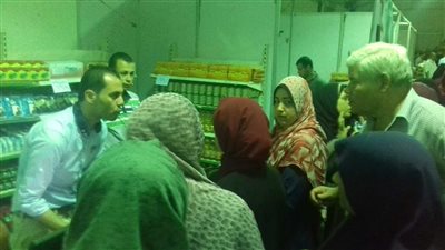 استياء المواطنين لتأجيل افتتاح معرض «أهلا رمضان» بطور سيناء (صور)