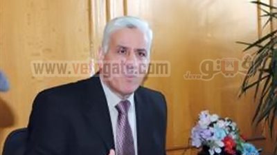 تموين الإسماعيلية يطالب بـ 8 سيارات مجهزة لحل أزمة الخبز