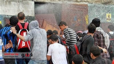المحظورة تعوض الفشل السياسي بإشعال جامعة الأزهر.. تعطيل الدراسة بداية المخطط ومجلس الجامعة يرفض الرضوخ.. النيابة تسمح للأمن بدخول الحرم الجامعي.. والخبراء: تطبيق القانون ضد المجرمين إخوان الشياطين