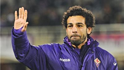رسميًا.. محمد صلاح يجتاز الاختبارات الطبية.. والتوقيع لروما خلال ساعات