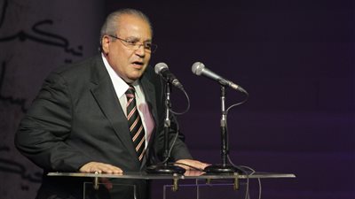 «عصفور» يطالب وزير الكهرباء بحل مشكلة انقطاع التيار بالمسارح