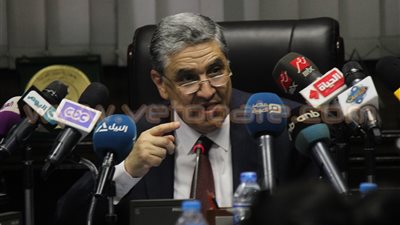 «الكهرباء»: ٤١٠ ملايين جنيه عجزًا لتثبيت القدرة لمستهلكي الجهد المتوسط