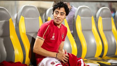 الامتحانات تبعد أكرم توفيق عن مران الأهلي