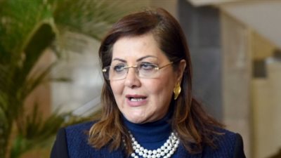 وزيرة التخطيط تلتقي 40 شابا فازوا بمنحة ريادة الأعمال