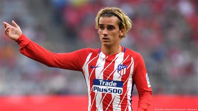 مانشستر يونايتد يُضحي بلاعبين لضم أنطوان جريزمان