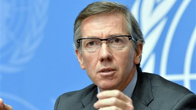 المبعوث الأممي يلتقي 