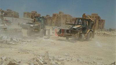 إعادة 3 أفدنة مغتصبة من مركز شباب دنيال بالفيوم (صور)