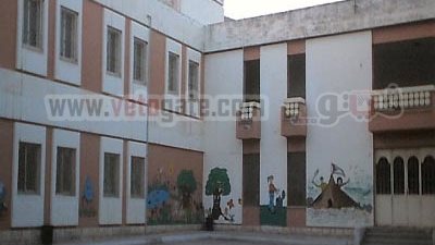 أولياء أمور طالبات يقتحمون مدرسة صدفا ويعتدون على المدرسين