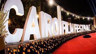 حلقة نقاشية عن استراتيجيات تقريب الفيلم الأجنبي للجمهور