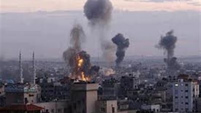 إسرائيل تخترق الهدنة الجديدة وتشن 4 غارات عنيفة على «غزة»