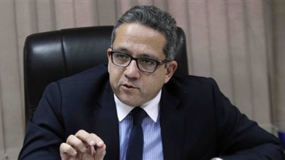 «العناني» يطالب بتأسيس قسم علوم الحفائر بآثار القاهرة