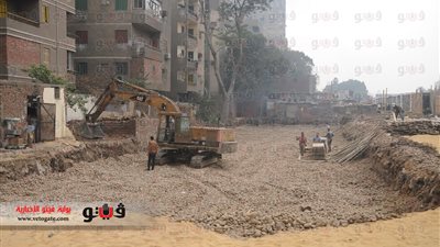 بالفيديو والصور.. محافظ الجيزة يضع حجر الأساس لتطوير منطقة عشش السودان