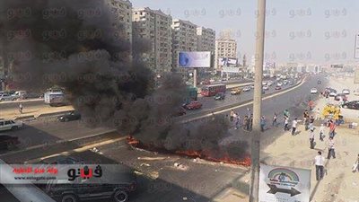 بالفيديو والصور.. أنصار الإرهابية يقطعون الطريق أمام كارفور المعادى