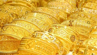 انخفاض طفيف بأسعار الذهب.. وعيار «21» يسجل 260 جنيها