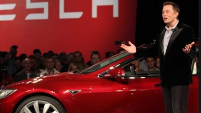 بدون إعلانات.. تيسلا تتفوق في استعراض شاحنتها سايبرترك