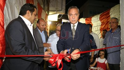 محافظ قنا يفتتح ثلاثة معارض «أهلا رمضان» للسلع الغذائية (صور)