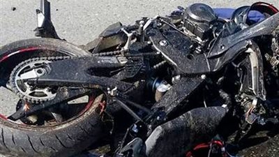 مصرع طفلين وإصابة آخر في تصادم دراجة نارية بجرار زراعي بالغربية