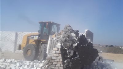 استرداد 5 أفدنة من أراضي أملاك الدولة بمركز أبو تشت