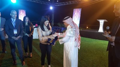 وزيرة السياحة تحصل على جائزة «ابن بطوطة»