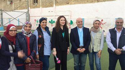 وفد أمريكي يزور برنامج الرياضة من أجل التنمية تحت شعار 