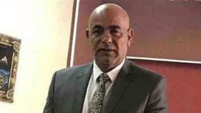 مدير تعليم الجيزة يجازي موظفي إدارة أبو النمرس لتقصيرهم في العمل