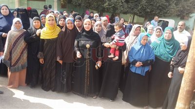 عمال مصانع التغذية المدرسية في الفيوم: توقف صرف المرتبات منذ 3 أشهر