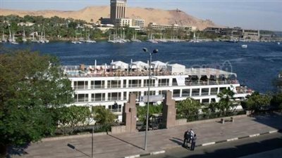 كورنيش النيل بأسوان يستعد للتجميل