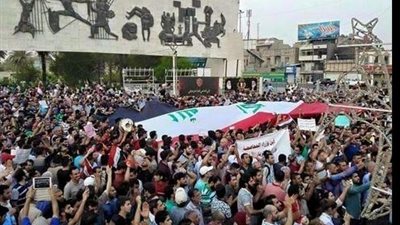 بالصور.. تظاهر آلاف العراقيين ببغداد ضد الفساد والطائفية