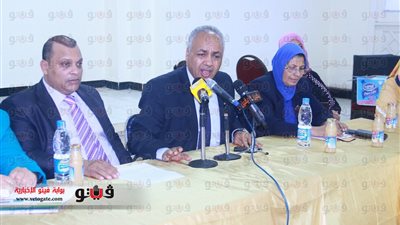 بالفيديو والصور ..