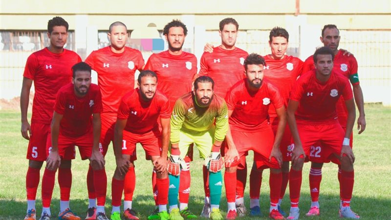 الفريق الاول بنادى