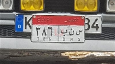 سائق نقل يعترض الطريق ويهدد المارة على وصلة «الصليبة - روض الفرج»