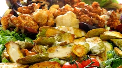 طريقة سلطة الخضراوات المقلية من مطبخ «الشيف راشيل»