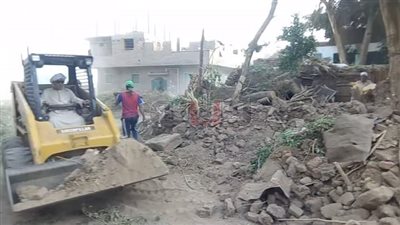 حملات نظافة ورفع كفاءة وتطوير شوارع الأقصر