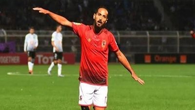 أبو تريكة لوليد سليمان: حلوة الطيارة.. والأخير: كل ما بشتقلك بعملها